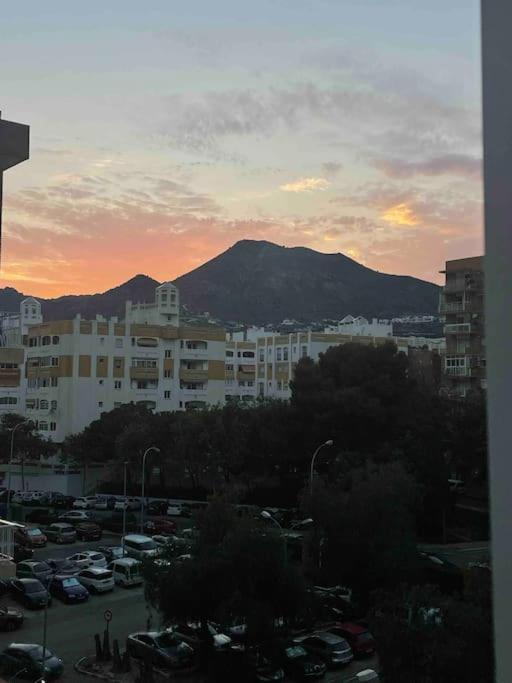 Loft Moderno - Vistas Mar Y Montana - Piscinas Appartement Benalmádena Buitenkant foto