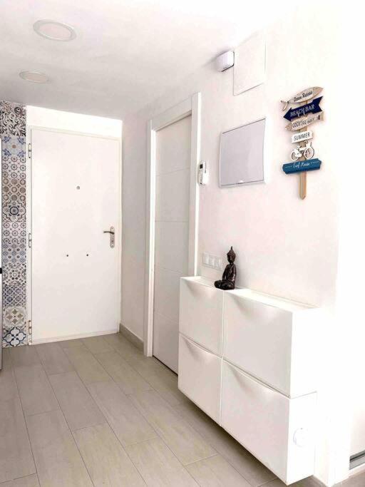 Loft Moderno - Vistas Mar Y Montana - Piscinas Appartement Benalmádena Buitenkant foto