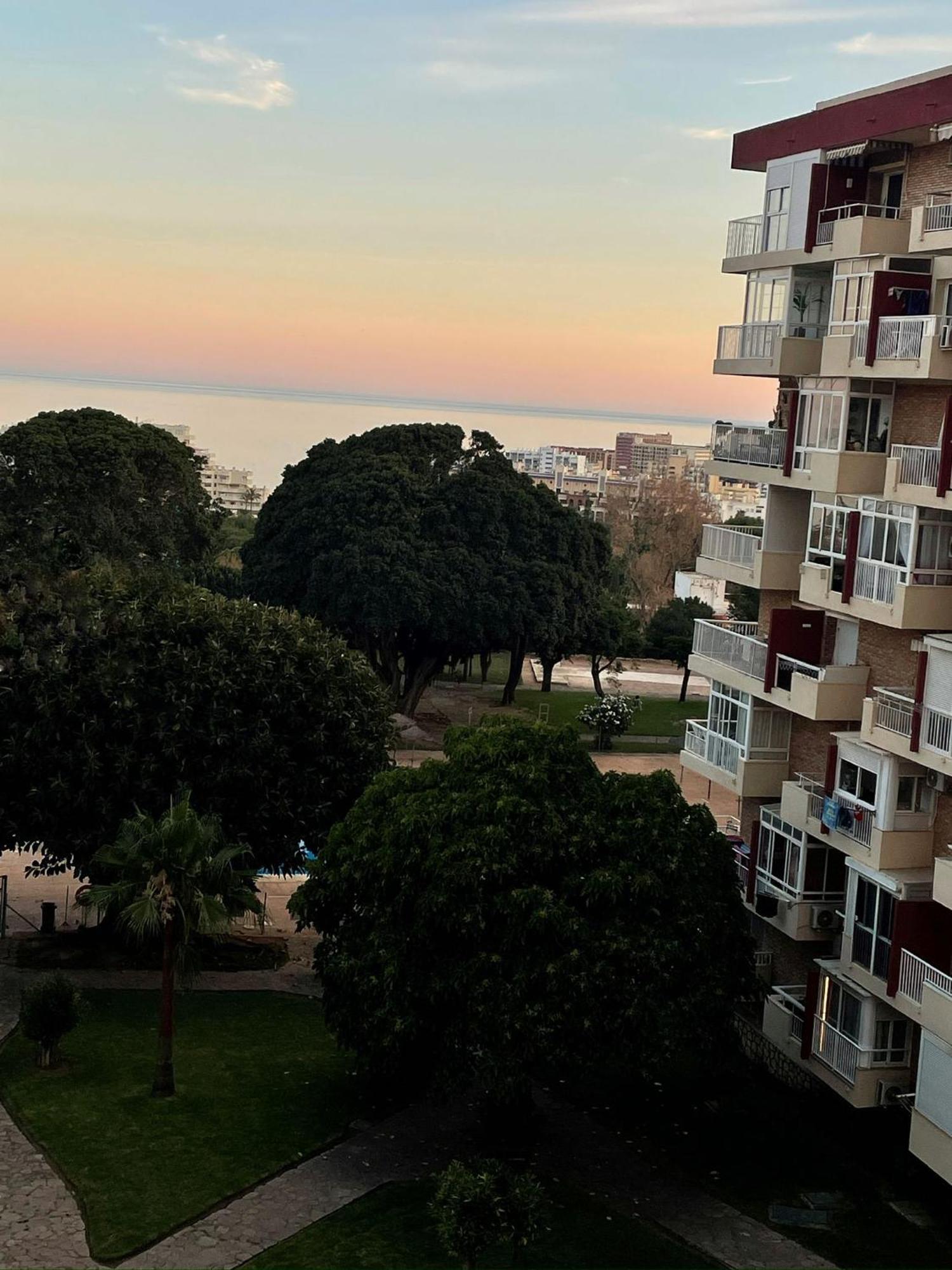 Loft Moderno - Vistas Mar Y Montana - Piscinas Appartement Benalmádena Buitenkant foto